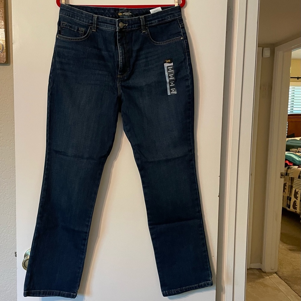 NWT, Lee Straight Leg Jeans